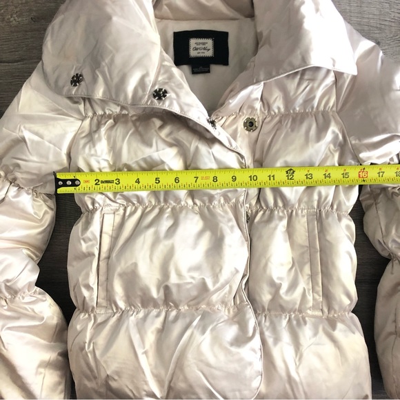 Old Navy Ivory Satin Down Feather Puffer Jacket - Picture 4 of 8